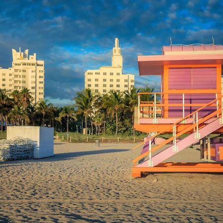 2 Bedroom Ocean Drive Newly Renovated Маями Бийч Екстериор снимка