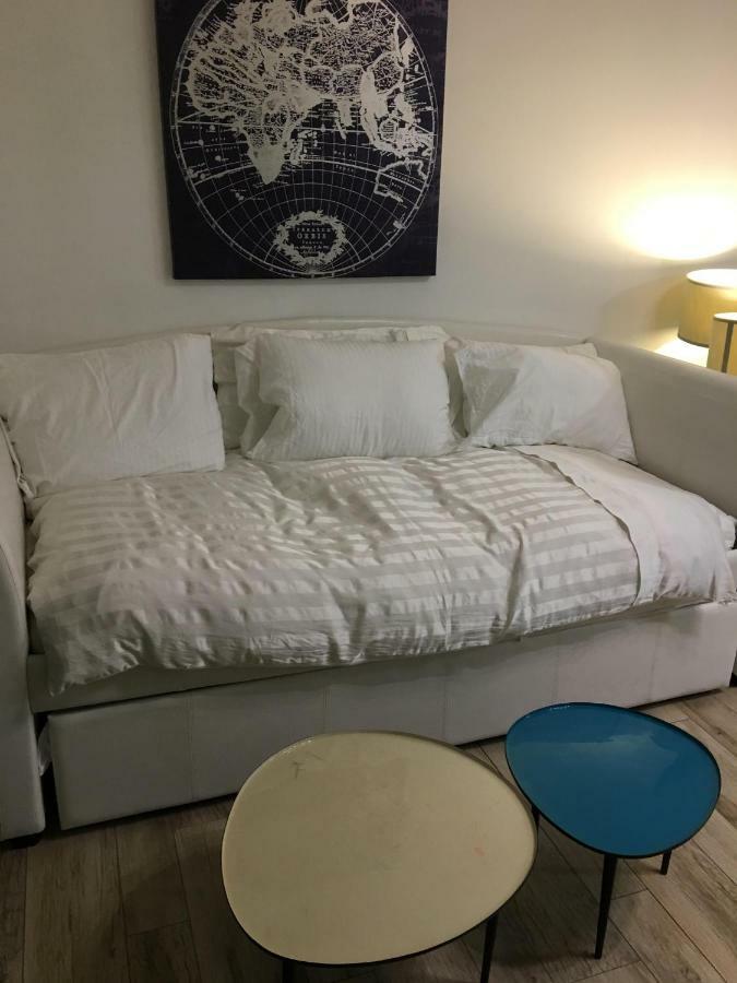 2 Bedroom Ocean Drive Newly Renovated Маями Бийч Екстериор снимка